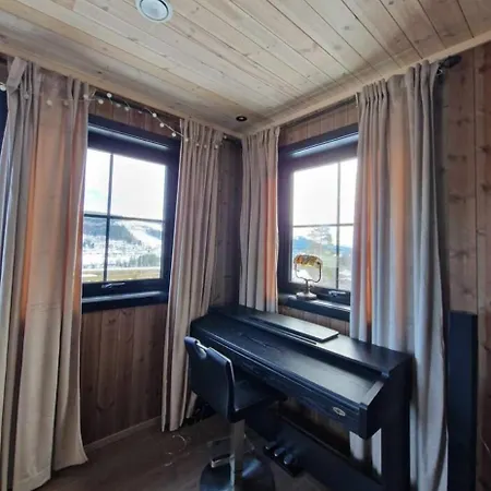아파트 Trysil 豪华全新小木屋住宿 Nybergsund